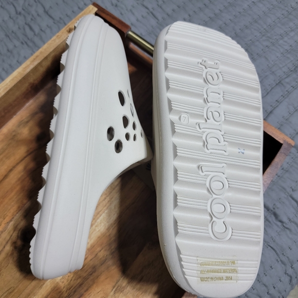 Steve Madden womens platform clogs - Picture 4 of 8